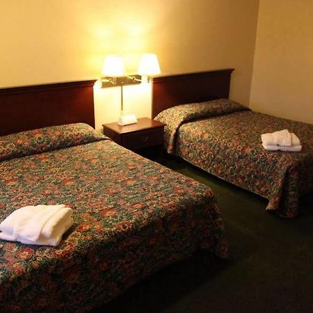 Parliament Resort Gay Mens Resort Augusta Esterno foto